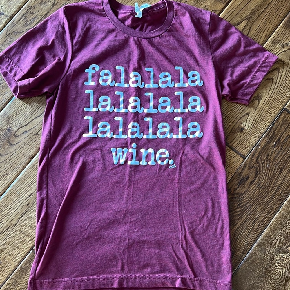 Bella canvas wine t shirt size small